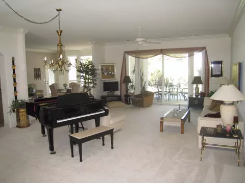 1930 Harvard Way, Redding, CA 96003 photo 3