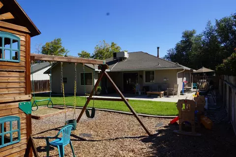 2028 Silverfield Loop, Redding, CA 96002 photo 40