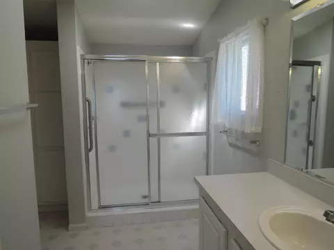 4704 Maple, Redding, CA 96003 photo 14