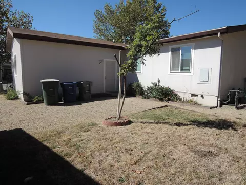 4704 Maple, Redding, CA 96003 photo 5