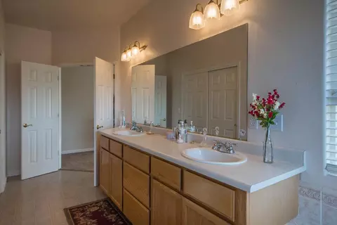 21483 Mccormick Ln, Redding, CA 96003 photo 19