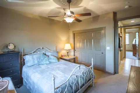 1481 Harbor Ct, Redding, CA 96003 photo 9