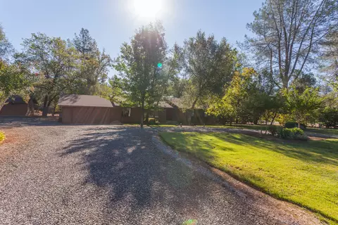 13413 Kings Way, Redding, CA 96003 photo 2