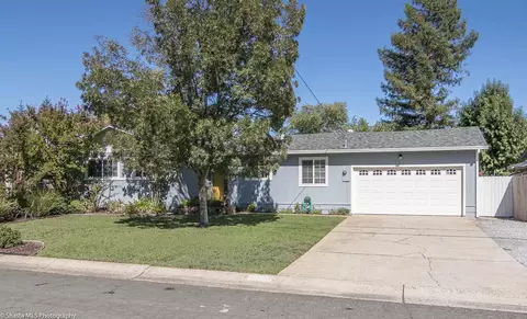 2584 Belladonna St, Redding, CA 96002 photo 1