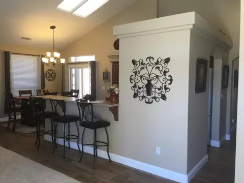 5828 Diamond Ridge Dr, Redding, CA 96003 photo 4