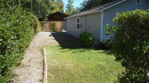 1735 Garden Ave, Redding, CA 96001 photo 31