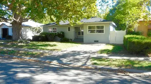 1735 Garden Ave, Redding, CA 96001 photo 2