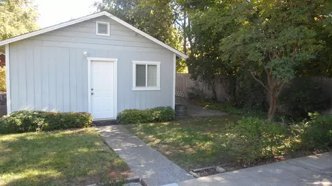 1735 Garden Ave, Redding, CA 96001 photo 29