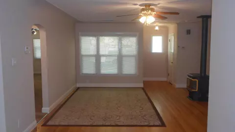 1735 Garden Ave, Redding, CA 96001 photo 5