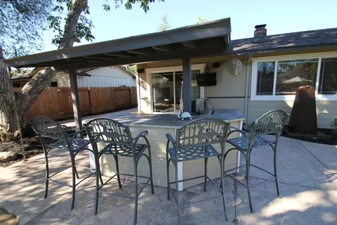 575 Dee Ct, Redding, CA 96002 photo 24