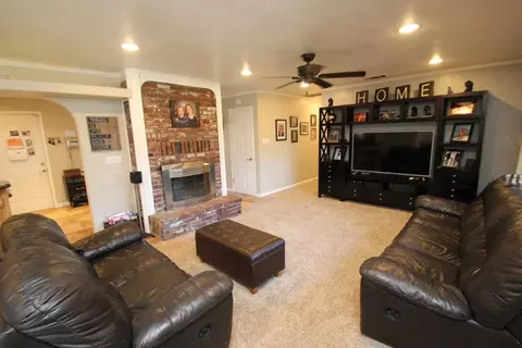 575 Dee Ct, Redding, CA 96002 photo 8