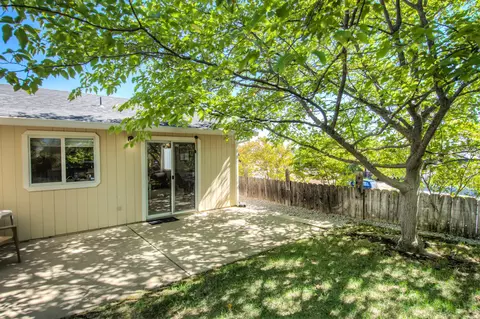 1799 Whistling Dr, Redding, CA 96003 photo 20