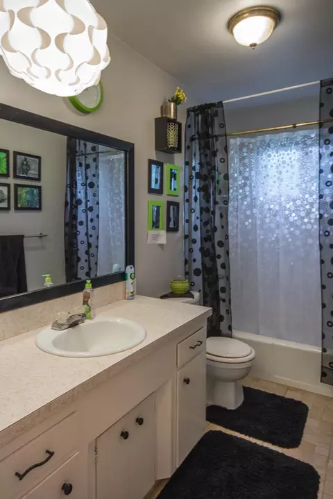 2085 Quartz Way, Redding, CA 96001 photo 14