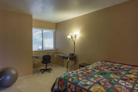 2085 Quartz Way, Redding, CA 96001 photo 10