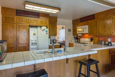 2085 Quartz Way, Redding, CA 96001 photo 5