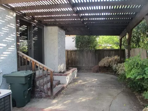 783 Coffeeberry Ln, Redding, CA 96003 photo 4