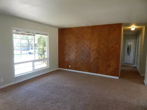 2832 Kenco Ave, Redding, CA 96002 photo 3