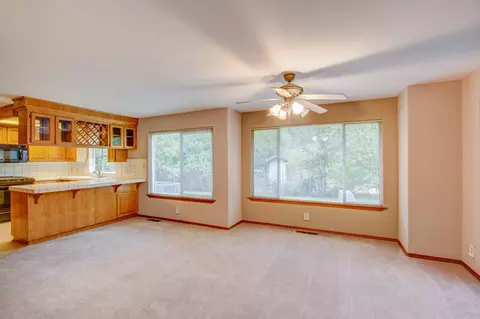8354 Haiti Dr, Redding, CA 96002 photo 10
