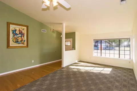 2212 Sophy Pl, Redding, CA 96003 photo 4