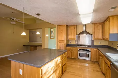 2212 Sophy Pl, Redding, CA 96003 photo 12