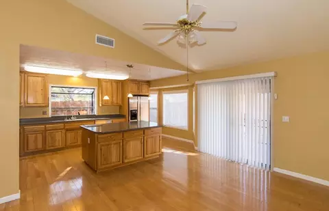 2212 Sophy Pl, Redding, CA 96003 photo 9