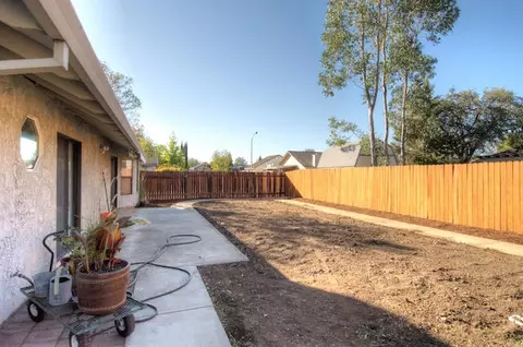 2212 Sophy Pl, Redding, CA 96003 photo 38