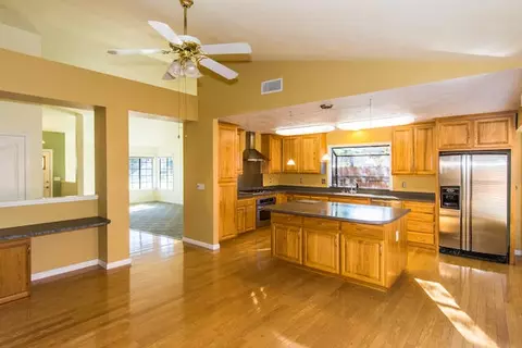 2212 Sophy Pl, Redding, CA 96003 photo 10