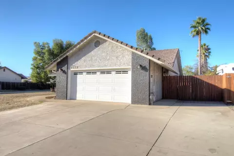 2212 Sophy Pl, Redding, CA 96003 photo 3