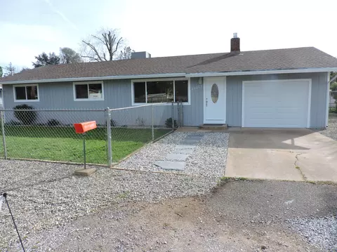 20307 Demac Dr, Redding, CA 96002 photo 1