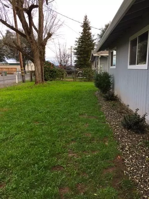 20307 Demac Dr, Redding, CA 96002 photo 3