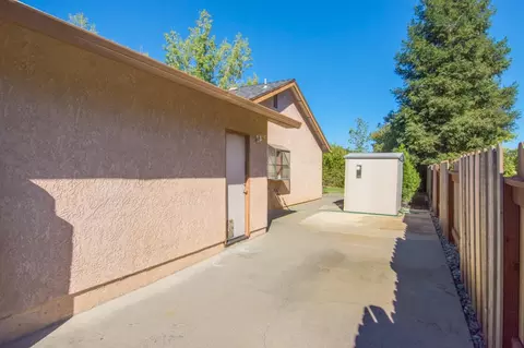 549 Armando Ave, Redding, CA 96003 photo 36