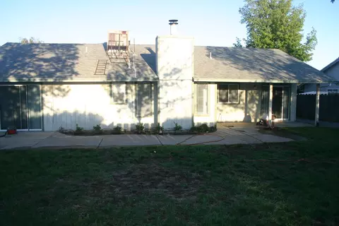 3182 Seminole Dr, Redding, CA 96001 photo 11