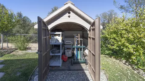 866 Dawson Ct, Redding, CA 96003 photo 31