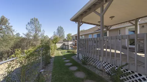866 Dawson Ct, Redding, CA 96003 photo 26