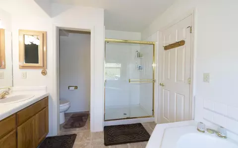 866 Dawson Ct, Redding, CA 96003 photo 20