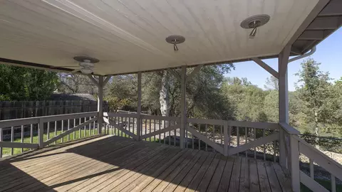 866 Dawson Ct, Redding, CA 96003 photo 28