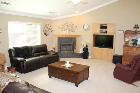 4890 Rising River Ct, Redding, CA 96002 photo 8