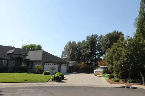 4890 Rising River Ct, Redding, CA 96002 photo 2