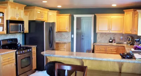 15433 Mountain Shadows Dr, Redding, CA 96001 photo 13