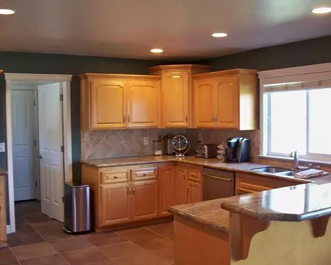 15433 Mountain Shadows Dr, Redding, CA 96001 photo 17