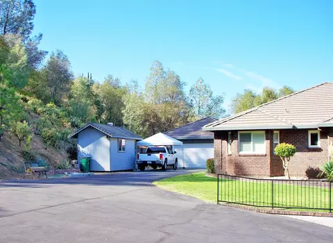 15433 Mountain Shadows Dr, Redding, CA 96001 photo 8