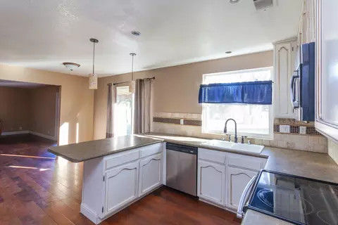7011 Irving Rd, Redding, CA 96001 photo 5