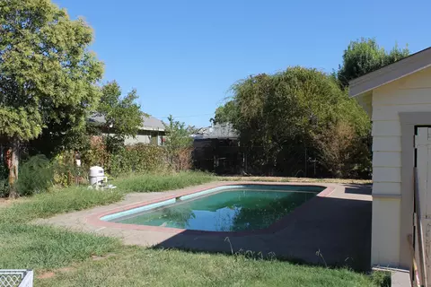 2239 Alameda Ave, Redding, CA 96001 photo 3