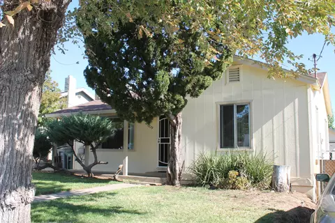 2239 Alameda Ave, Redding, CA 96001 photo 2