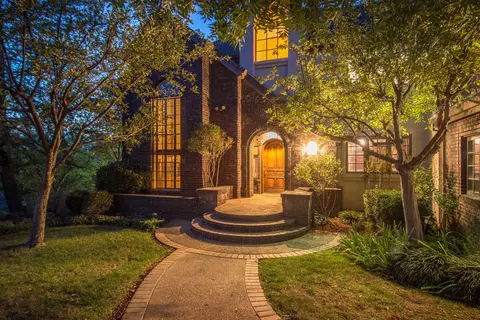 703 Sunriver Ln, Redding, CA 96001 photo 21