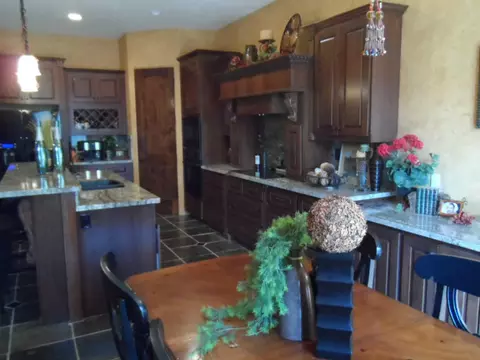 12955 Encanto Way, Redding, CA 96003 photo 6