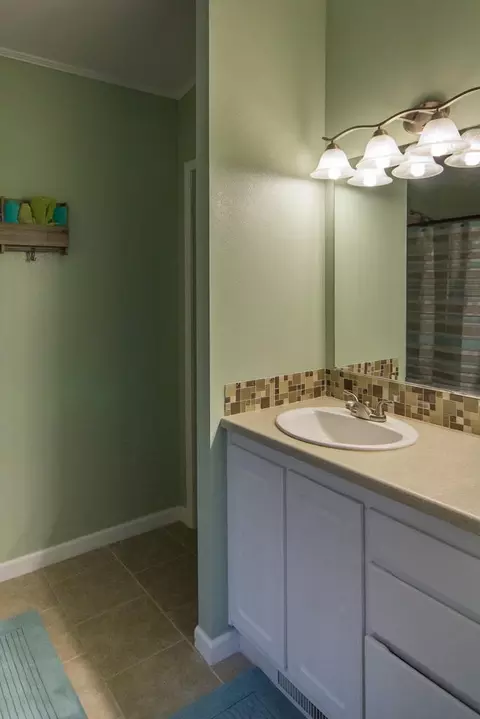 33108 Michelle Ln, Shingletown, CA 96088 photo 5
