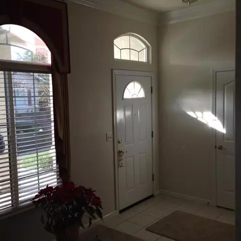 1730 Capistrano Walk, Redding, CA 96003 photo 4