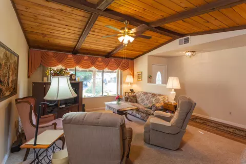 3490 Lagoon Dr, Redding, CA 96001 photo 6