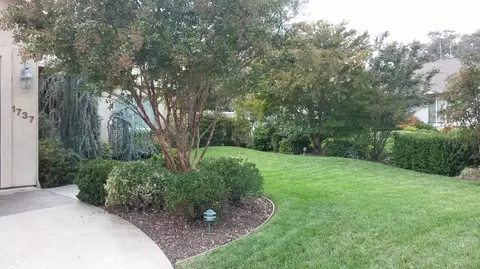 1737 Lakeside Dr, Redding, CA 96001 photo 3